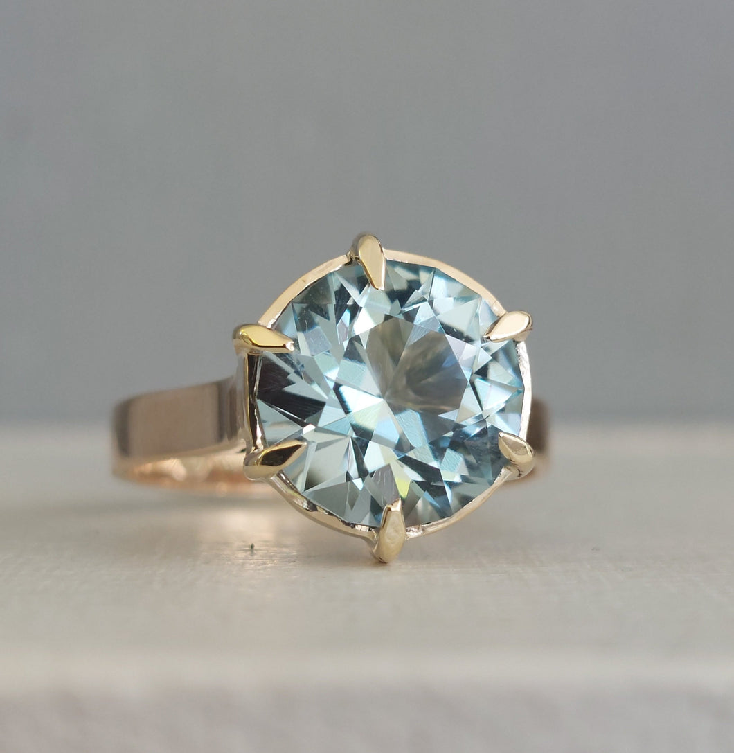 Australian Gippsland Blue Topaz 9ct yellow gold