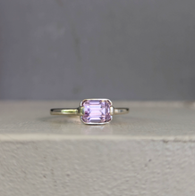 Load image into Gallery viewer, Lilac kunzite ring in sterling silver
