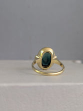 Load image into Gallery viewer, Mid century German Green spinel 14ct yellow gold
