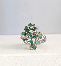 Load image into Gallery viewer, Vintage c1970s emerald cluster ring in silver
