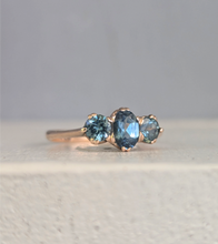 Load image into Gallery viewer, c1930s Australian sapphire trilogy in 9ct rosey yellow gold.
