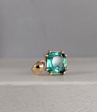 Load image into Gallery viewer, Bright lagoon Green Tourmaline pendant 9ct

