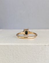 Load image into Gallery viewer, Textured sweet tourmaline in 9ct yellow gold
