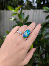 Load image into Gallery viewer, Impressive vintage opal triplet in 9ct
