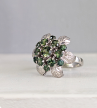 Load image into Gallery viewer, Vintage c1970s Silver Australian sapphire flower cluster
