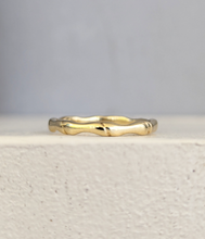 Load image into Gallery viewer, Dainty Bamboo 9ct band
