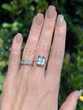 Load image into Gallery viewer, Serene bright pale blue aquamarine ring in 9ct yellow gold c1960s Birmighham
