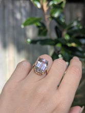 Load image into Gallery viewer, Breathtaking blush pink kunzite c1960s in 9ct
