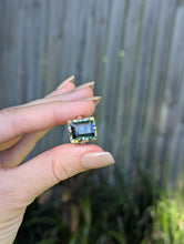 Load image into Gallery viewer, Vintage Buttercup green spinel ring in sterling silver
