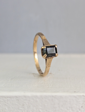 Load image into Gallery viewer, Textured sweet tourmaline in 9ct yellow gold
