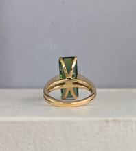 Load image into Gallery viewer, Sleek natural forest green &amp; teal tourmaline in 9ct yellow gold c1970s
