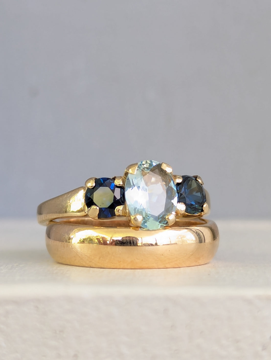 Tranquil vintage trilogy ring in 9ct yellow gold