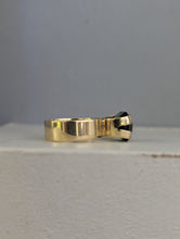 Load image into Gallery viewer, Architectural minimalist Tourmaline ring 9ct yellow gold
