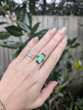 Load image into Gallery viewer, Sleek natural forest green &amp; teal tourmaline in 9ct yellow gold c1970s
