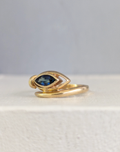 Load image into Gallery viewer, Serpent sapphire protection ring 9ct yellow gold
