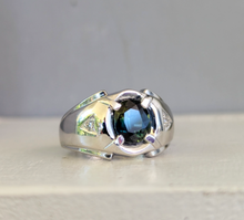 Load image into Gallery viewer, Parti sapphire signet with diamonds in 10ct white gold
