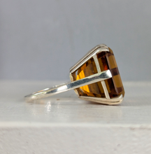 Load image into Gallery viewer, Huge 23ct vintage cognac citrine cocktail ring sterling silver
