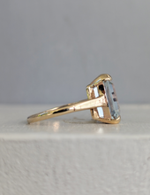 Load image into Gallery viewer, Serene bright pale blue aquamarine ring in 9ct yellow gold c1960s Birmighham
