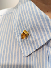 Load image into Gallery viewer, Authentic Andrew Grima 'Rock Revival' c1970 Citrine Crystal and 18ct Yellow Gold Stick Pin.
