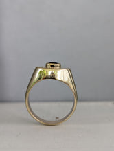 Load image into Gallery viewer, The parti sapphire signet 9ct yellow gold
