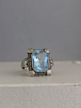 Load image into Gallery viewer, Art Deco bright blue glass ring in 900 silver
