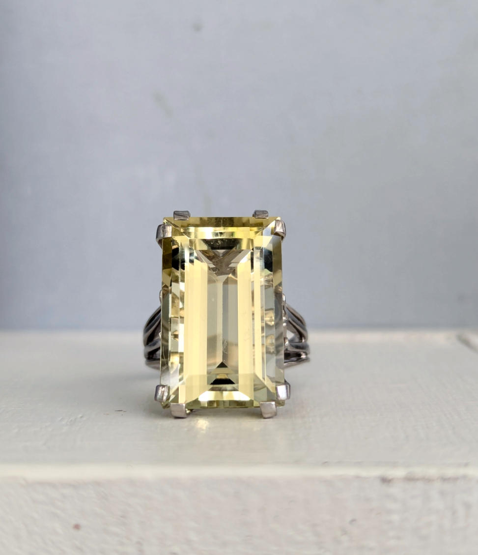 Vintage Lemon lime citrine cocktail ring white gold 9ct