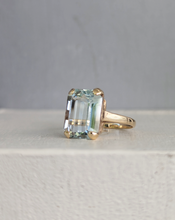 Load image into Gallery viewer, Serene bright pale blue aquamarine ring in 9ct yellow gold c1960s Birmighham
