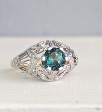 Load image into Gallery viewer, c1925 Art deco Green sapphire bombe ring in platinum and 18ct yellow gold
