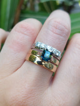 Load image into Gallery viewer, Australian Parti Sapphire 9ct gold ring
