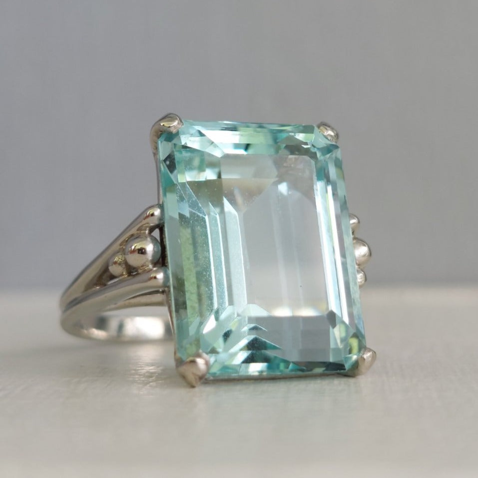 Majestic natural aquamarine ring c1950s