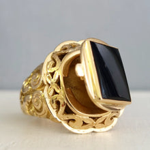 Load image into Gallery viewer, Secret compartment/poison ring 18ct onyx
