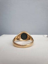 Load image into Gallery viewer, Vintage Bloodstone Signet ring 9ct
