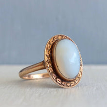 Load image into Gallery viewer, Victorian agate set in 9ct rose gold
